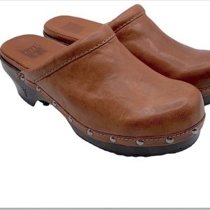 Frye Mule Leather Clog's Size 6